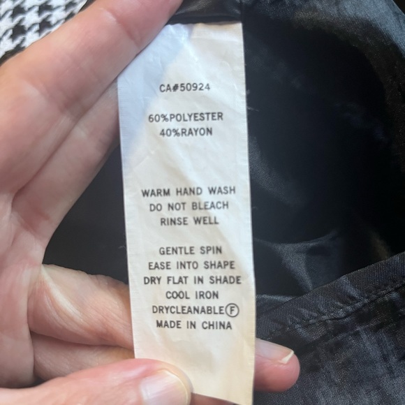 Cute high waisted skirt - Picture 5 of 6